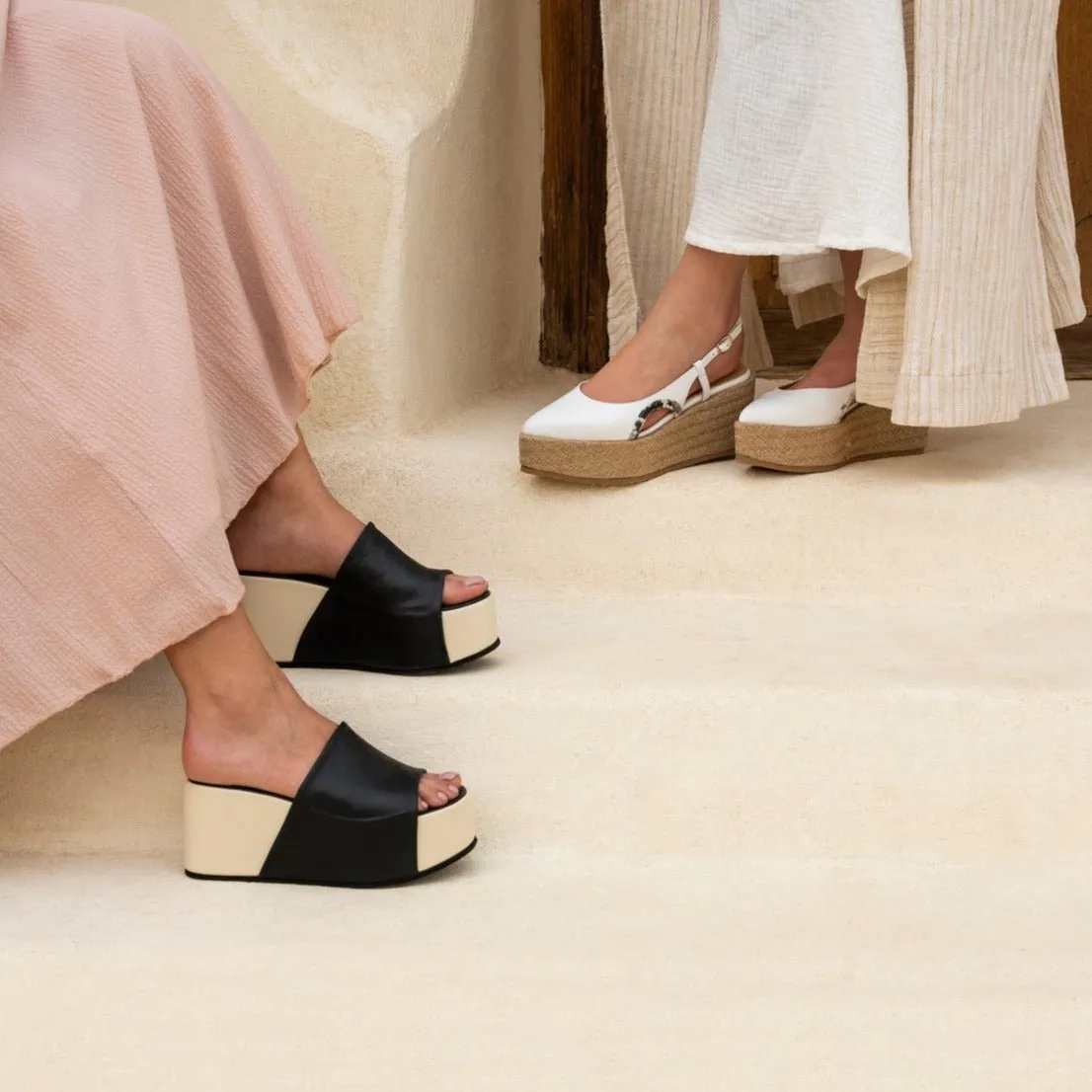 Sahara black platform