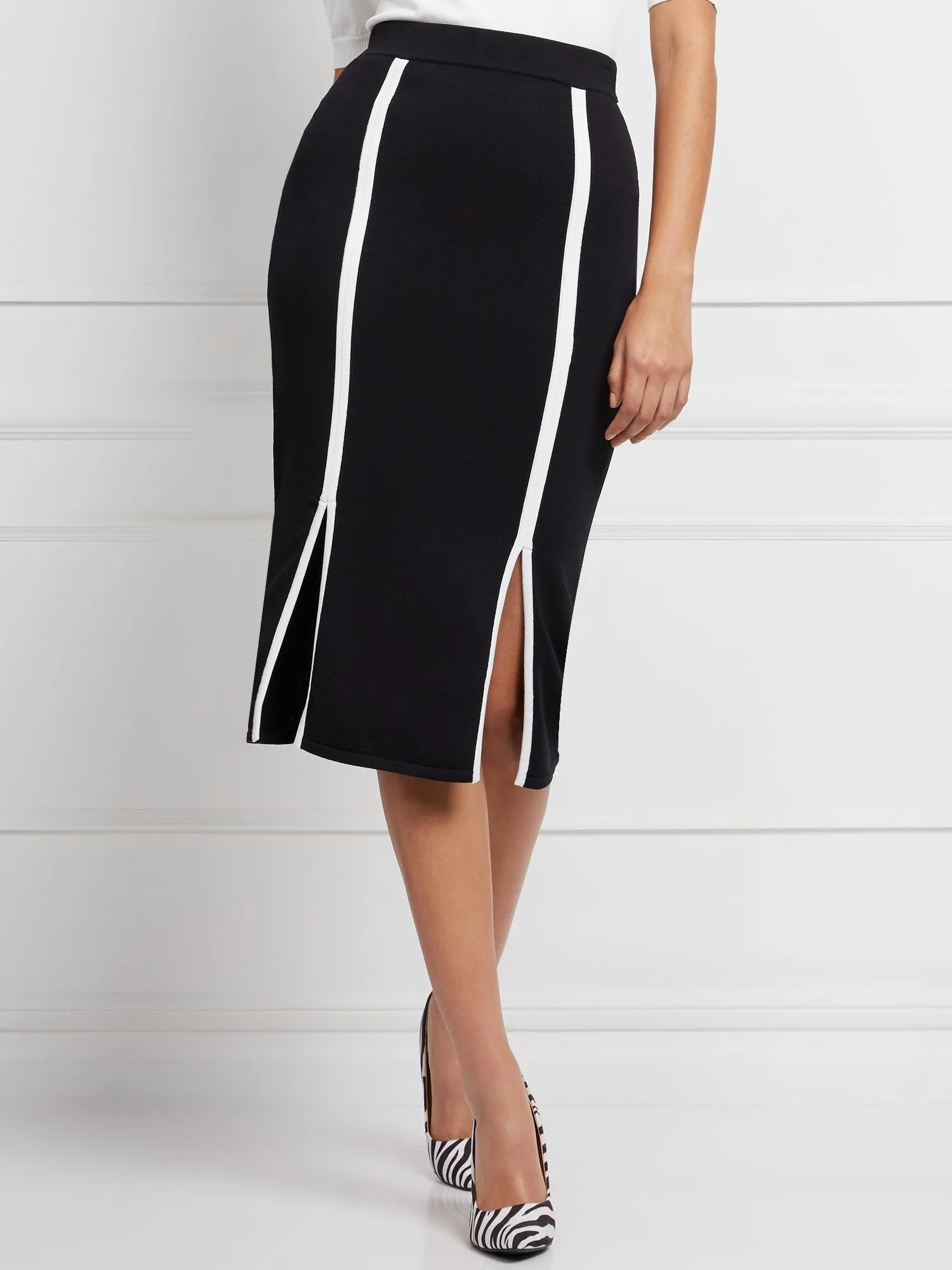 Sheree Contrast-Trim Sweater Skirt - Eva Mendes Collection